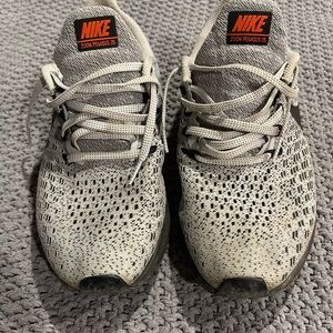 Nike Zoom Pegasus 35 White and Orange Sneakers